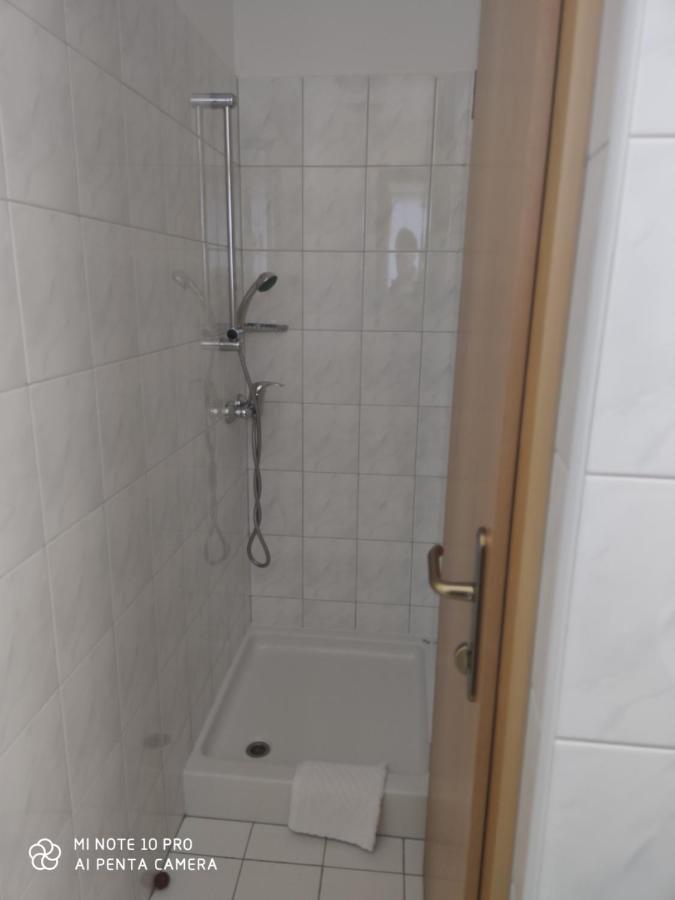 Guest House Gostisce Gacnk V Logu Церкно Екстериор снимка