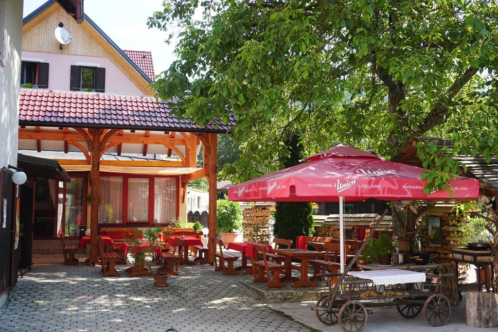 Guest House Gostisce Gacnk V Logu Церкно Екстериор снимка